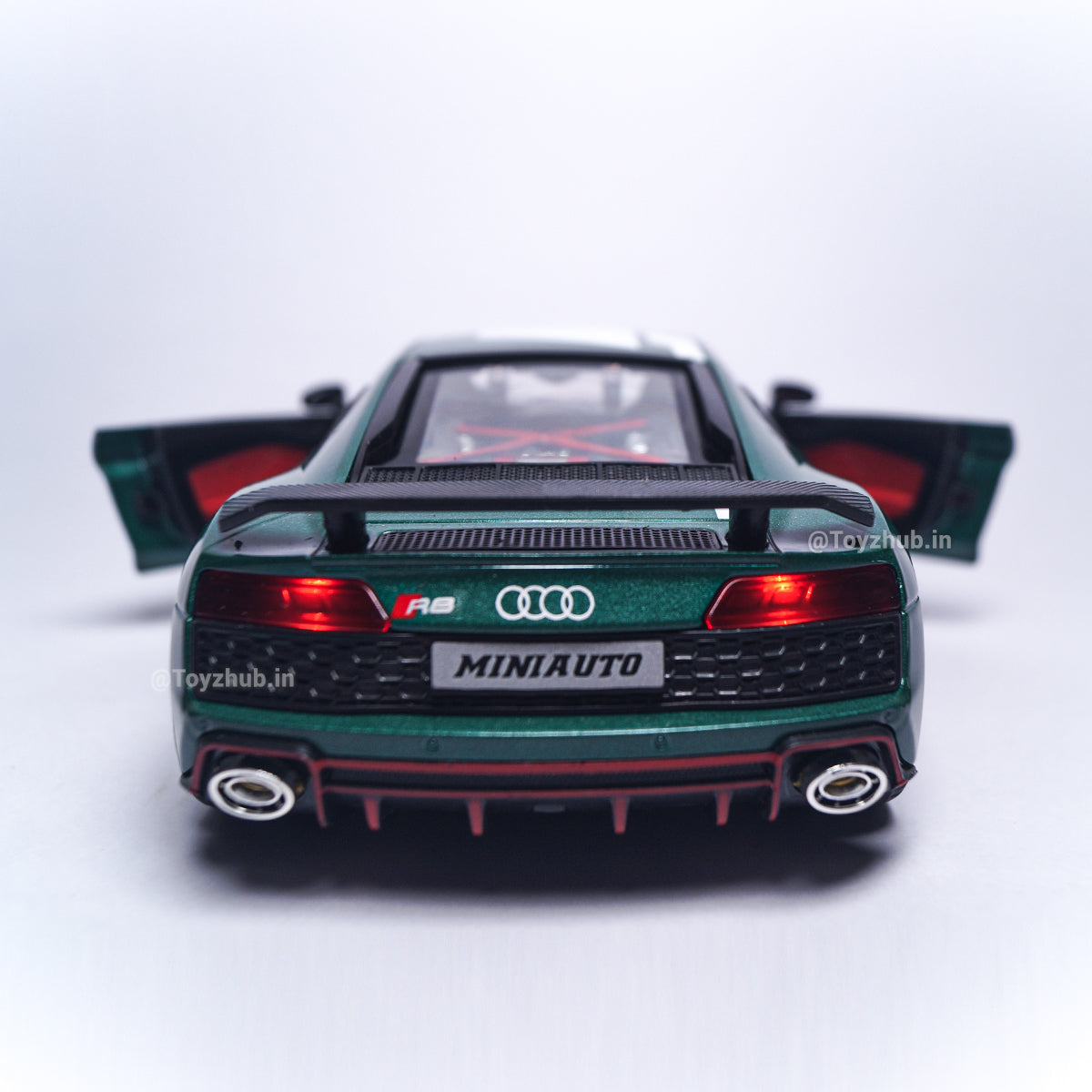 T-148-1 -CHE ZHI Green AUDI R8 | Premium Die Cast Model 1:24 Scale (Diecast)