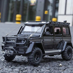 T-240 New Mercedes G500 Die Cast Model with 1.24 Scale